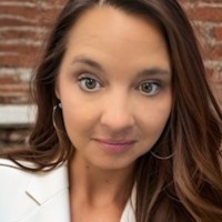 Farmers & Merchants Bank (Berlin, WI) Employee Toni Tanner's profile photo