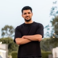Synced AI Employee Omri Atias's profile photo