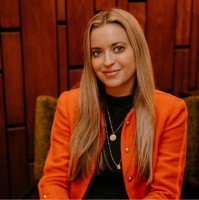 Revision Skincare Employee Emily Velez's profile photo