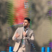 Khaled Essam Email