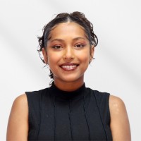 Nadia 🧲 Email