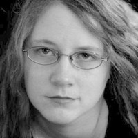 Anna Helms Email & Phone Number