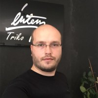 Tarık Akçay Email