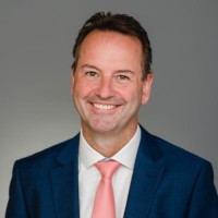 Stefan Schneider Email