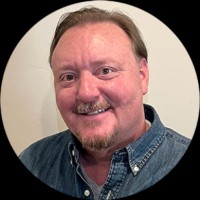 Steve / Email & Phone Number