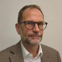 Per Jarnehammar Email
