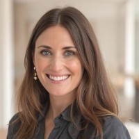 Taylor Stitch Employee Meredith Ascari-Farmer's profile photo