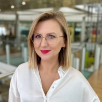 E-mail e número de telefone de Marcjanna Laudańska