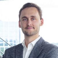 Alexander Schenk Email