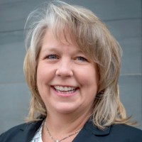 Harcourts West Real Estate Employee Raeanne Chamberlin's profile photo