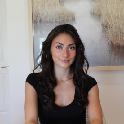 Laura Meringolo Email