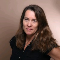 Claudia Hinrichs Email & Phone Number
