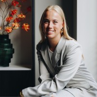 Britt Van Buren Email