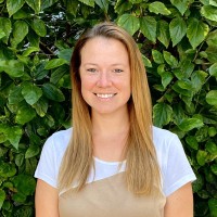 Ashlie Colón Email & Phone Number