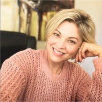 Amy Hanson Email & Phone Number