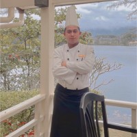 Sumat Taksin Email
