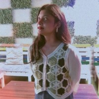 Priya Parolia Email