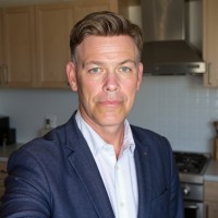Levi Knapp Email & Phone Number