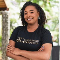 Suélen Assis Souza Email