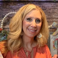 Elizabeth Conner Email & Phone Number
