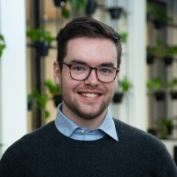 Tom Welsh Email