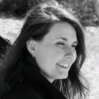 Jeanette Caenen Email