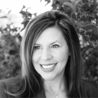 Warren Law Group Employee Julie Warren's profile photo
