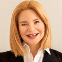 Opinion Leaders Network Employee Julia Weninger's profile photo