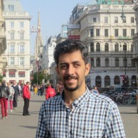 Avande Select Employee Roozbeh Bita's profile photo