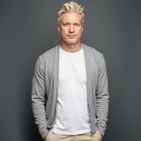 Lars Volz Email & Phone Number
