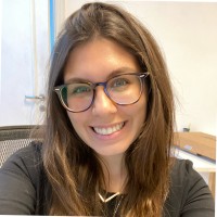 Mariana Veronese Email