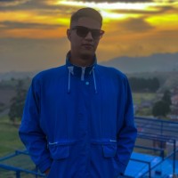 iShop -  Apple Premium Reseller Employee Christopher Loria's profile photo