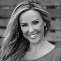 Suzannah Hauter Email & Phone Number