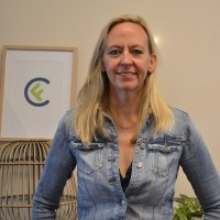 Connecting Food Employee Maxine Roper's profile photo