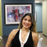 Leslie Varela Email & Phone Number