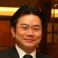 Hien Vu Email & Phone Number