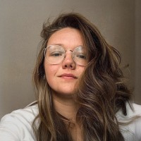 bauc. Employee Flávia de Assis's profile photo