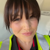 Samantha Knight Email