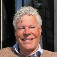 Tio Business School Employee Peter van Den Bergh's profile photo