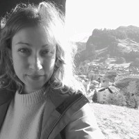 Marta Camón Email
