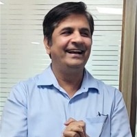 Peak Scientific Employee Vivek Bhatnagar's profile photo