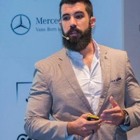 Mercedes-Benz Retail, S.A.U. (España) Careers and Current Employee Profiles Employee Xabier Oraá Díaz de Heredia's profile photo