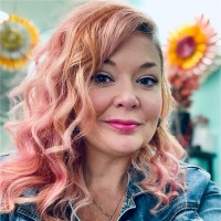 WOW Windowboxes Employee Rebecca Boyd's profile photo