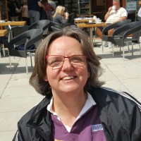 Patricia Luscombe Email