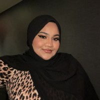 BCombs Employee Nafeesa Rahman's profile photo