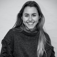 Inés Araújo Email