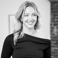 HY10 Employee Lily Richards's profile photo