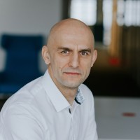 Lukasz Lisowski Email