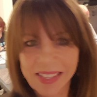 Laurah Peron Email