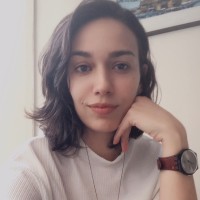 Manuella Silverio Email
